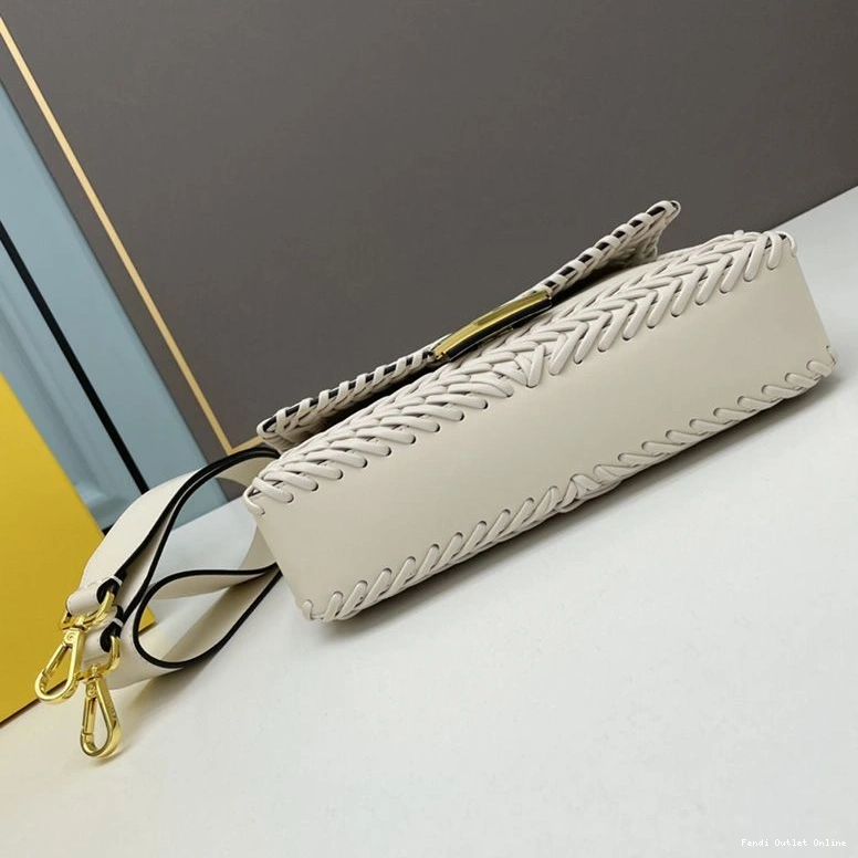 Affordable Baguette Stitching In White Medium Leather Fendi Bag 0801